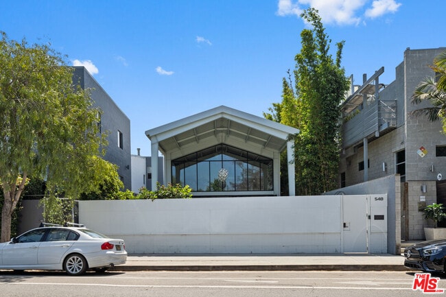 Building Photo - 548 Rose Ave