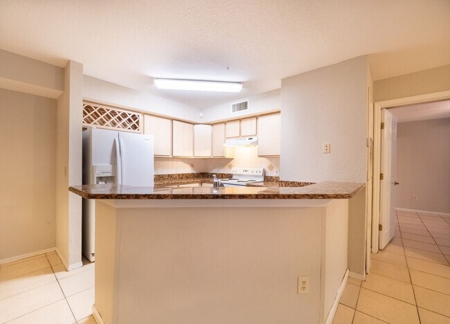 Building Photo - Bona Vista - 831 CW 104