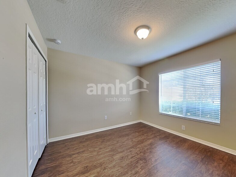 Building Photo - 4409 Country Hills Blvd