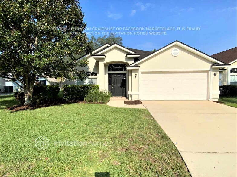 Primary Photo - 909 N Lilac Loop