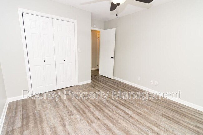 Building Photo - 1418 Baggett Rd