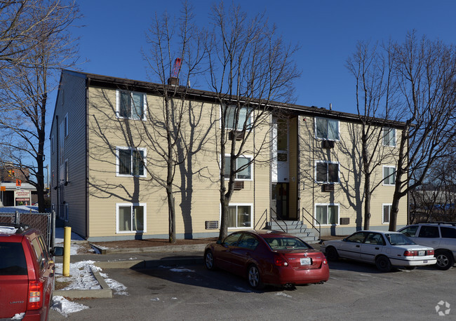 Primary Photo - Lawn Terrace Apartments