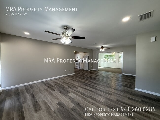 Building Photo - 2656 Bay St