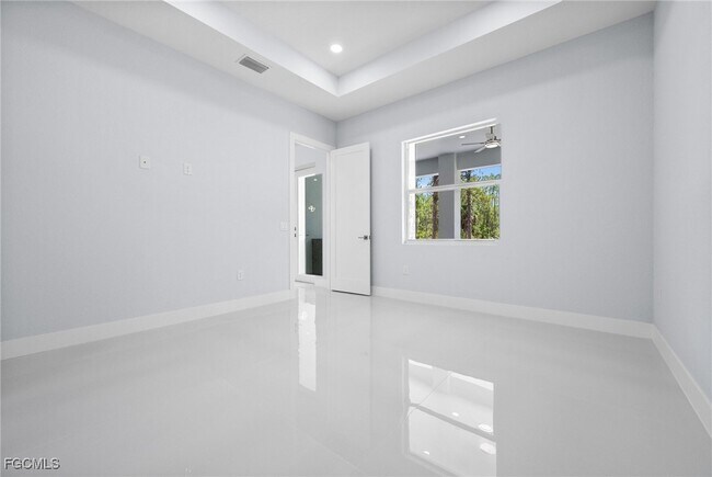 Building Photo - 3990 27th Ave NE