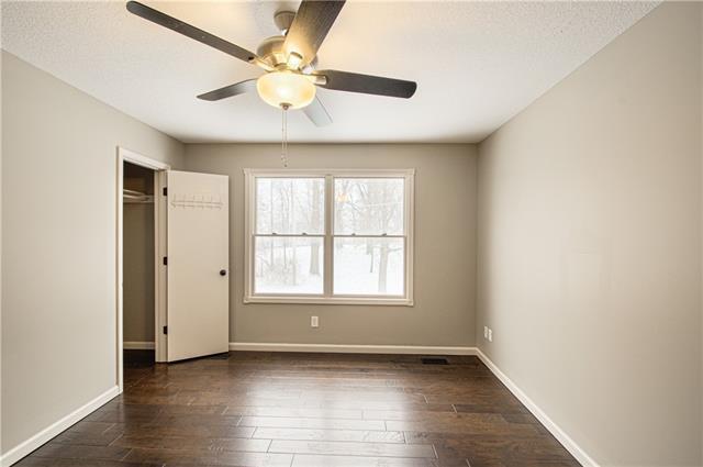 Building Photo - 3829 N 123rd Terrace