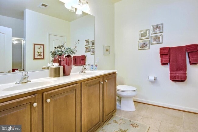 Building Photo - 8609 Wintergreen Ct