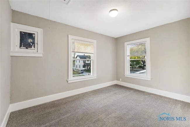 Building Photo - 4422 Overland Pkwy