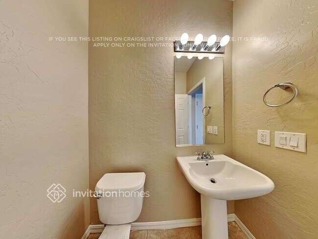 Building Photo - 6833 Babbler St