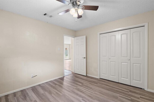 Building Photo - 11614 Tanglebriar Trail