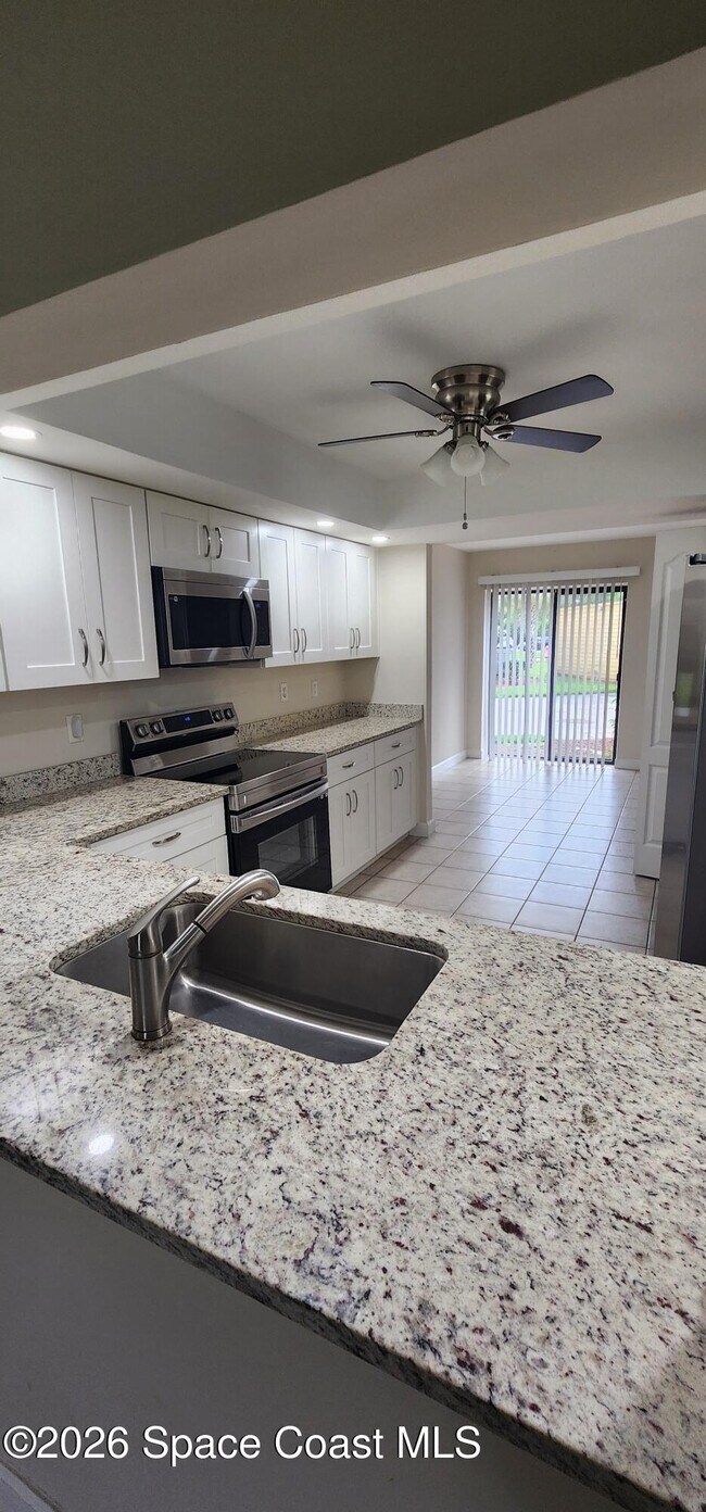 Building Photo - 441 N Harbor City Blvd