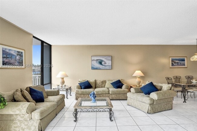 Building Photo - 1600 S Ocean Dr