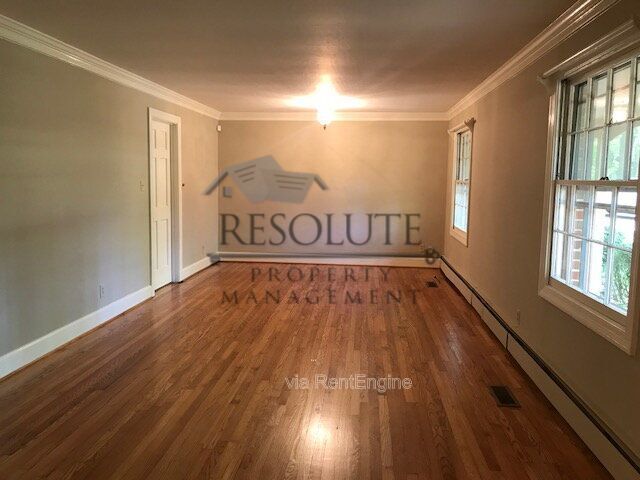 Building Photo - 6612 Pleasant Pines Dr