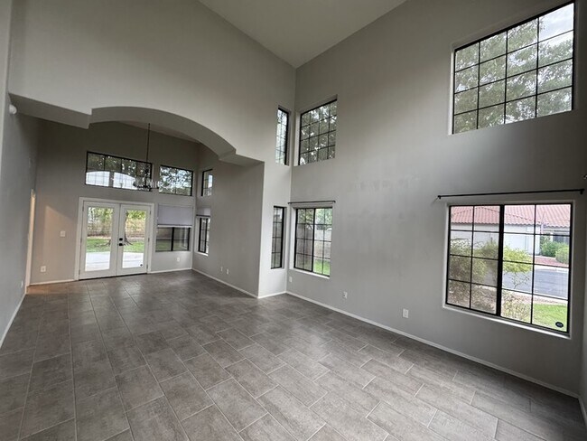 Building Photo - Marshall Ranch - Solar - Pool W/service included