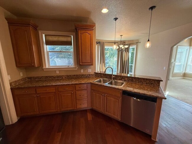 Building Photo - 1690 Titan Dr NW