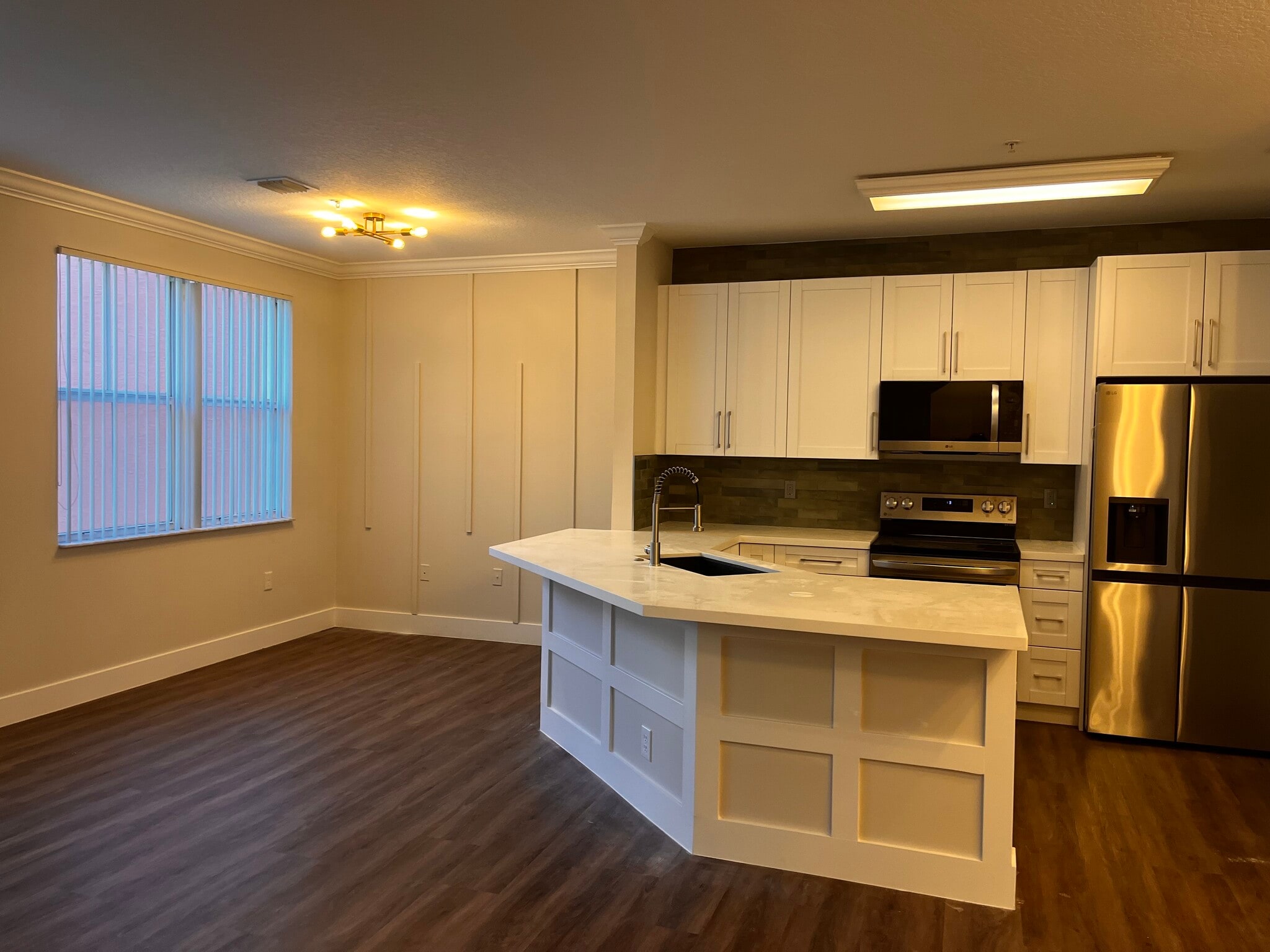 Modern, Luxe Kitchen and Living Area - 4602 SW 160th Ave