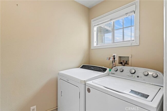Building Photo - this home offers tremendous potential in a...
