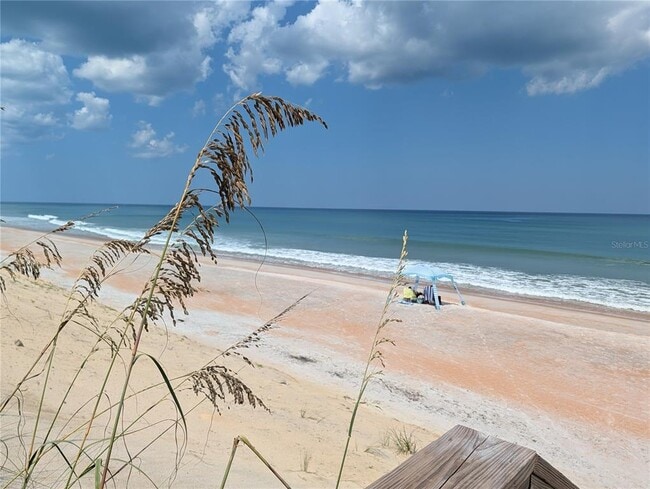 Building Photo - 34 N Ocean Palm Villas