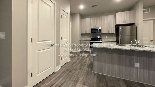 Building Photo - Brighton Crossing Apartments - Available N...