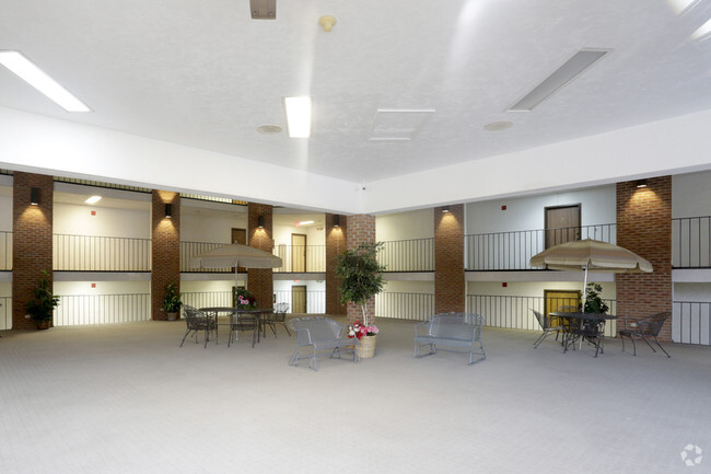 Lobby Photo - Pine Creek Apartments