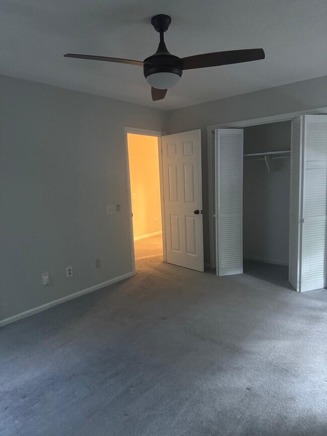 Building Photo - 4723 Shea Ln