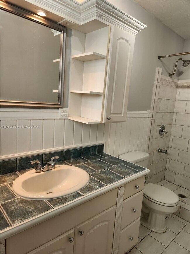 Building Photo - 10990 SW 57th St