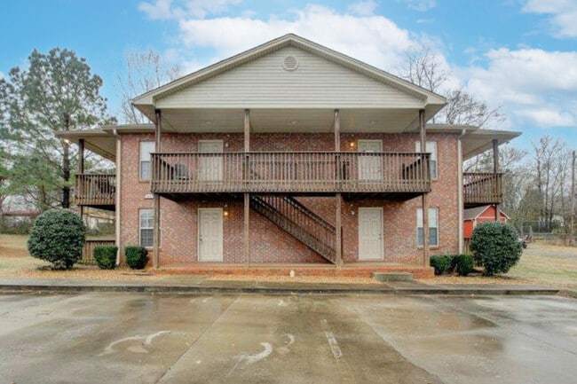 Primary Photo - 1644 Golf Club Ln