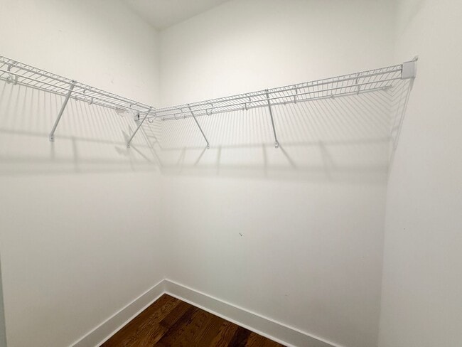 Building Photo - Spacious 4-Bedroom Townhome on Allison Way with Pool Access Near TTU