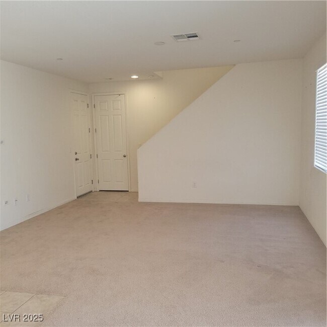 Building Photo - 1836 Pinsky Ln