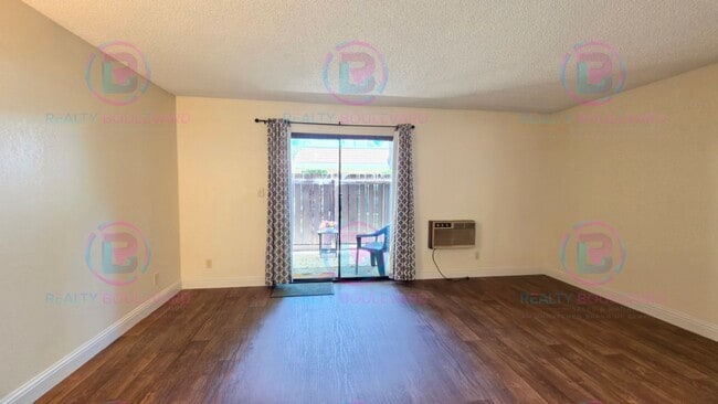 Building Photo - Ground-Floor Studio with Private Patio & Pool Access Near Virginia Lake
