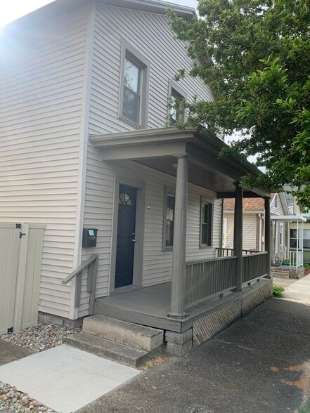 1031 Hancock St. - 1031 Hancock St