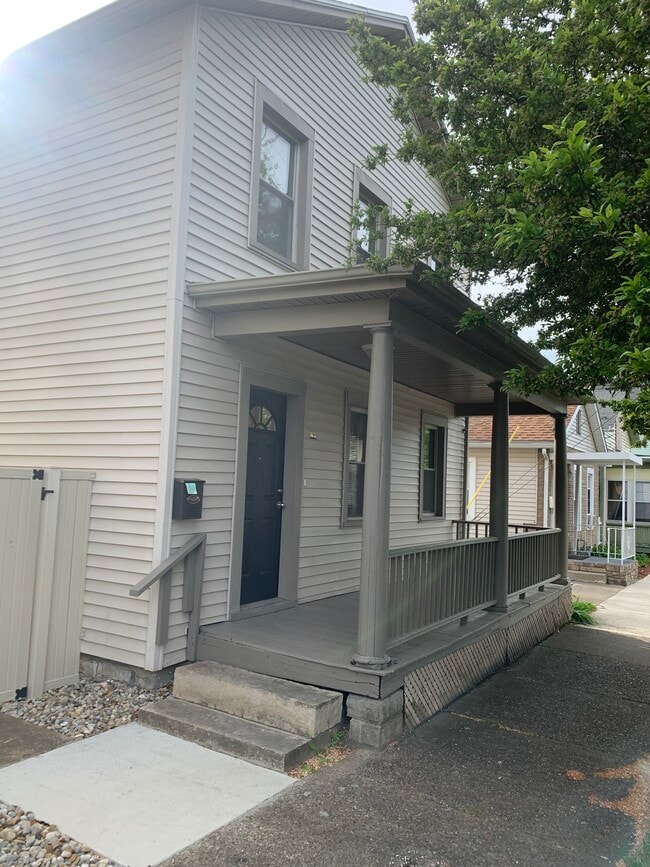 1031 Hancock St. - 1031 Hancock St