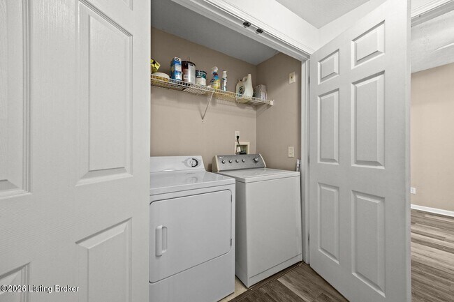 Building Photo - 13202 Prospect Glen Way