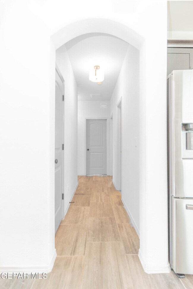 Building Photo - 14805 Jack White Ave