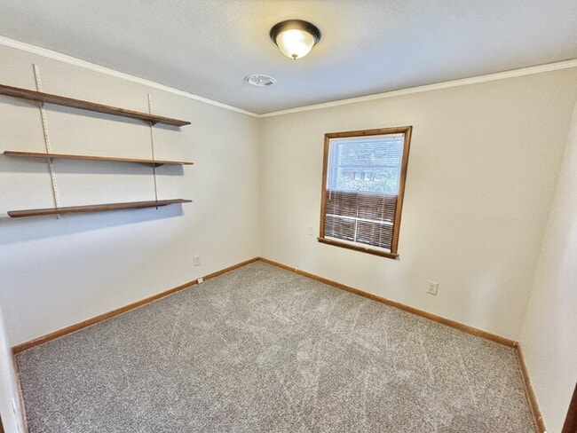 Building Photo - 1761 Cornelia Ln