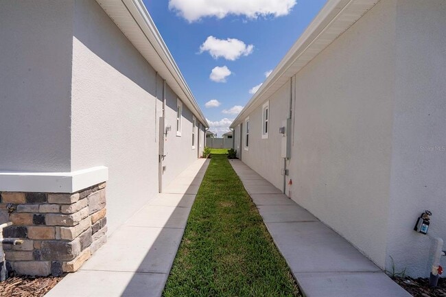 Building Photo - 4010 Westwood Flds Lp