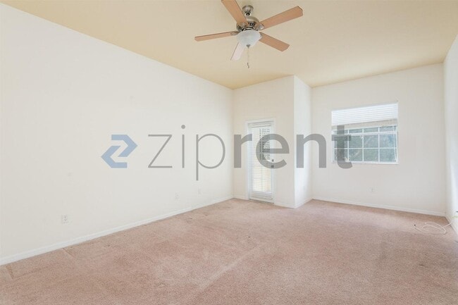 Building Photo - 7569 Tamarind Ave