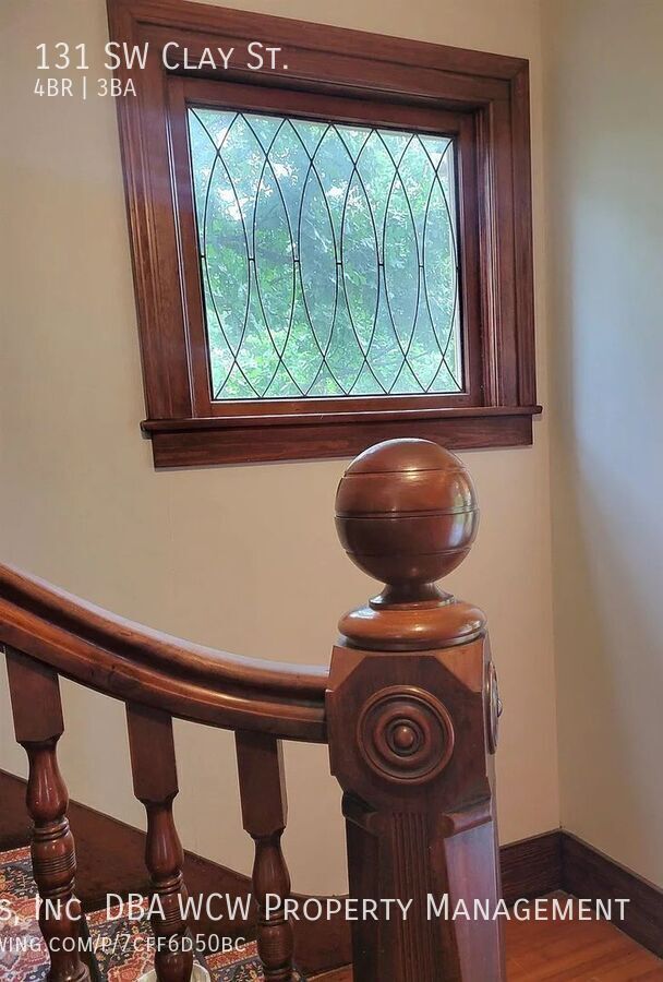 Building Photo - 131 SW Clay St