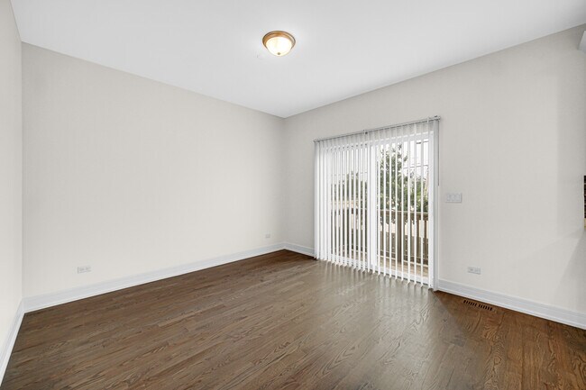 Building Photo - 2616 Chelsey St