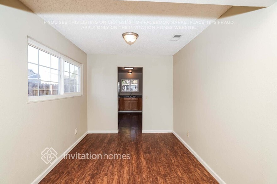 Building Photo - 1104 Jeanne Ct