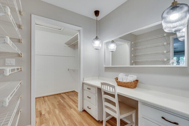 Building Photo - 2663 Rangewood Dr NE
