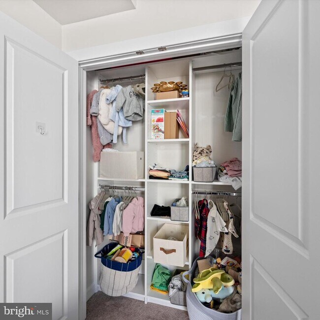 Building Photo - 44674 Provincetown Dr