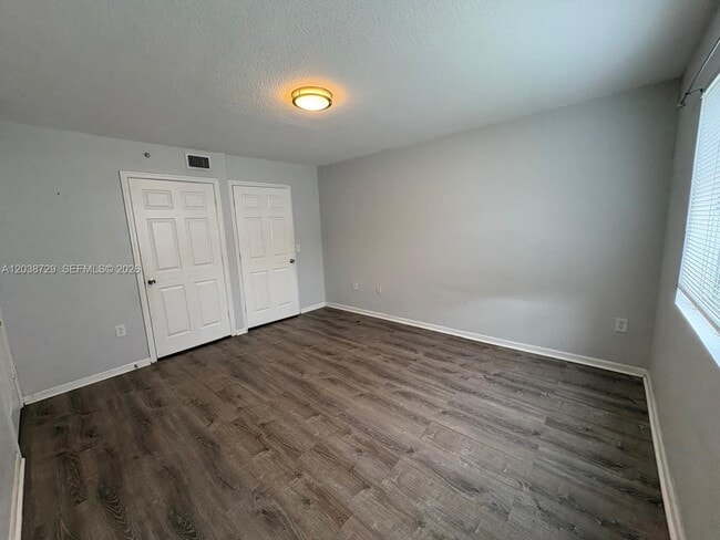 Building Photo - 15410 SW 284th St