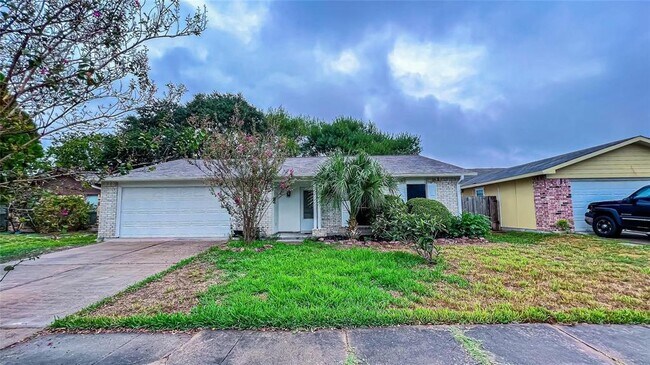Primary Photo - 16822 Macleish Dr