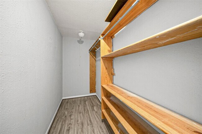 Building Photo - 2300 Old Spanish Trl