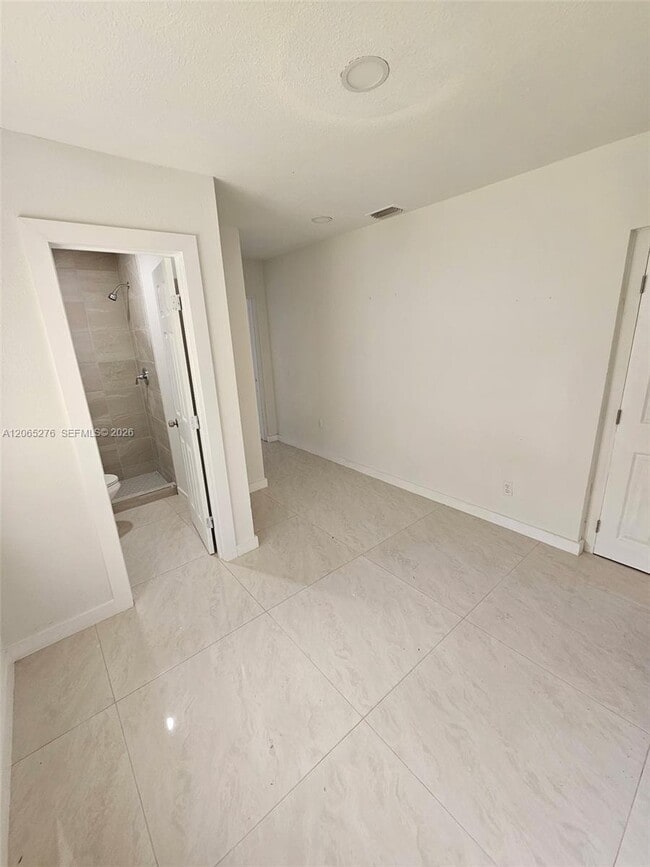 Building Photo - 4473 Parmely St