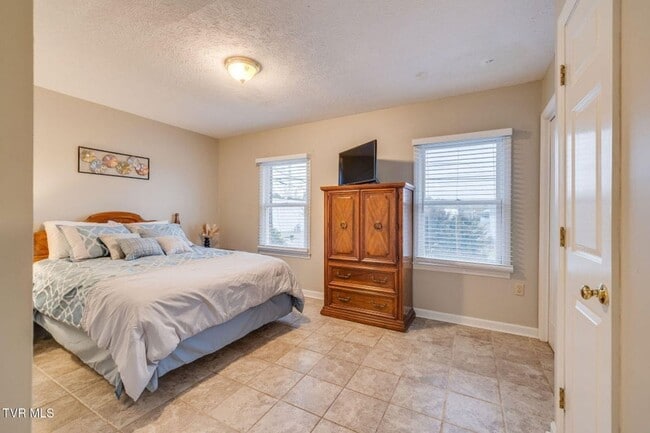 Building Photo - 1024 Konnarock Rd