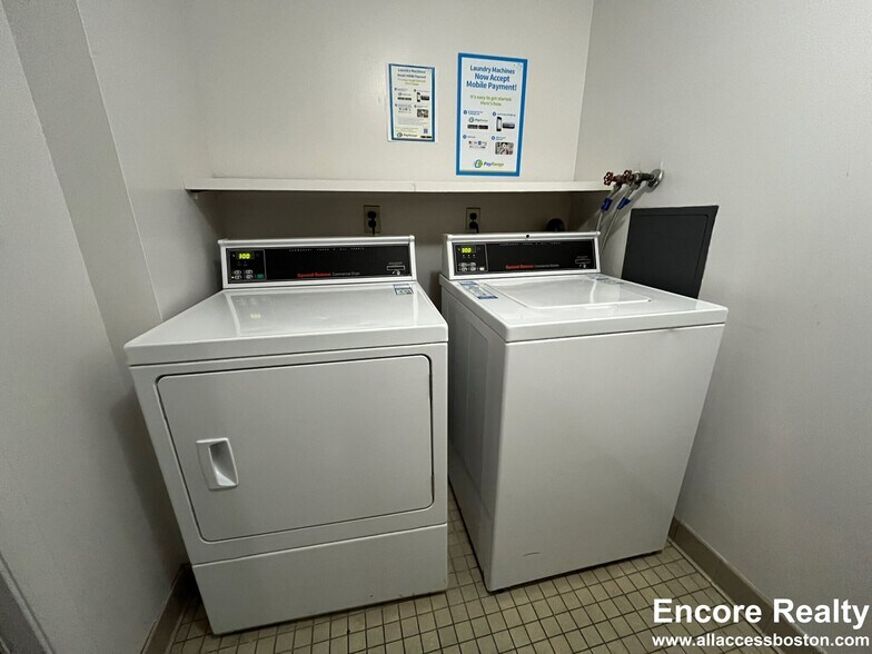 Building Photo - 385 Massachusetts Ave