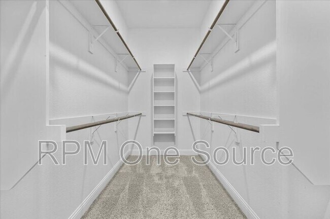 Building Photo - 6320 Starr Dr.