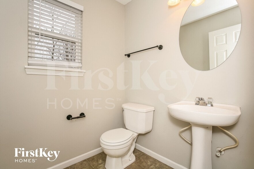 Building Photo - 15543 Dusty Trail