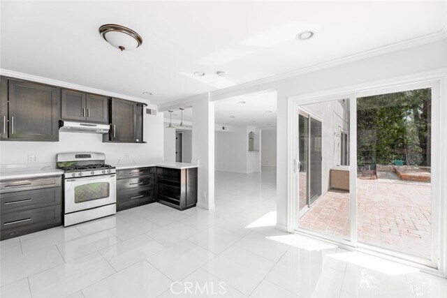 Building Photo - 24526 Calvert St